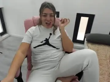 Chaturbate Live Porn of dyanakaylin