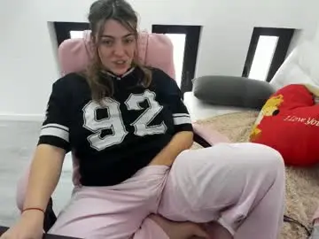 Chaturbate Free Live Porn of dyanakaylin