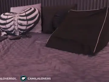 Chaturbate Adult Webcams of camilalovers01