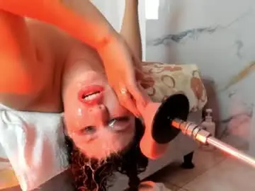 Chaturbate Watch Live Sex Cams of hade_cute2