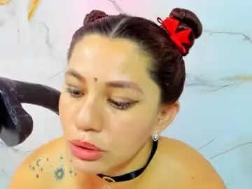 Chaturbate Live Porn of hade_cute2