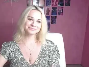 Chaturbate Adult Video Chat of moonsusanna
