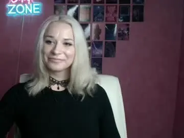 Chaturbate Free Live Porn of moonsusanna
