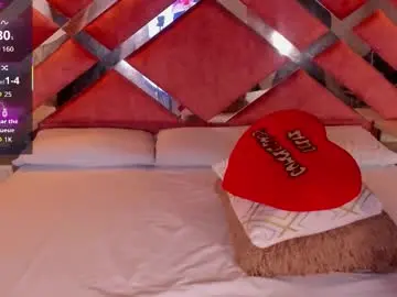 Chaturbate Watch Live Sex Cams of lily__queen30