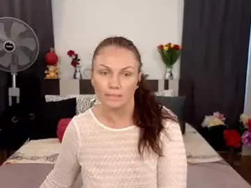 Chaturbate Live Sex Cam of yourmysterycharm
