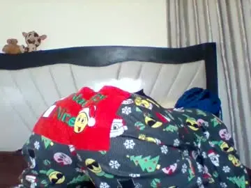 Chaturbate Live Sex Cam of queen_wow2