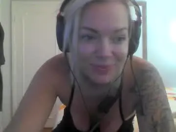 Chaturbate Adult Webcam of yogimilflover