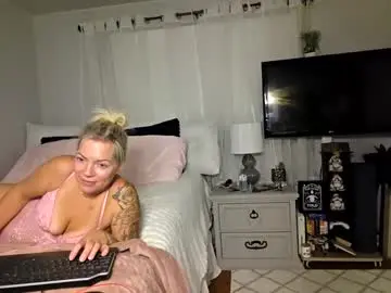 Chaturbate Adult Webcam of yogimilflover