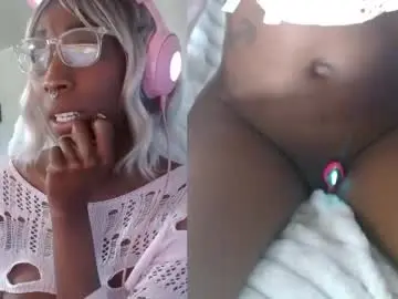 Chaturbate Live Porn of alys_at_college