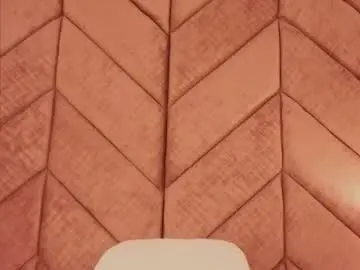 Chaturbate Live Sex Cam of emmy_danielss