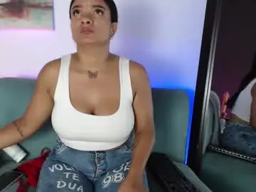 Chaturbate Live Porn of evelynmartines