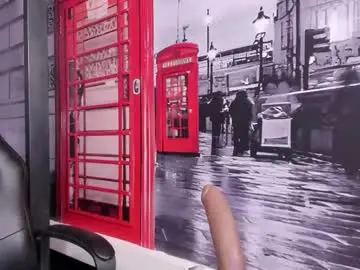 Chaturbate Live Sex Cam of tatis_sweet9