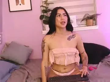 Chaturbate Best live sex cam show of _clooee_dh