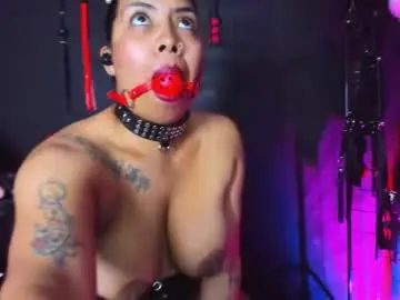 Chaturbate Live Porn of loana_bdsm