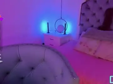 Chaturbate Nude Webcam of yourwishisme_val