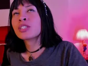 Chaturbate Live Sex Cam of isis_diosa