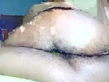 Chaturbate Sex Cam of ladyreloadedxoxo