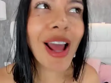 Chaturbate Live Sex Cam of angela_lia_