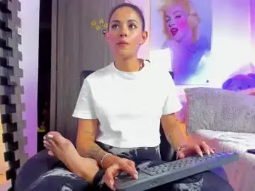 Chaturbate Watch Live Sex Cams of kimmberly_saenz_