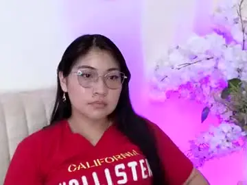 Chaturbate Sex Chat of michellnight_