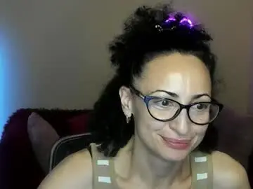Chaturbate Live Sex Cam of arianna_tifany