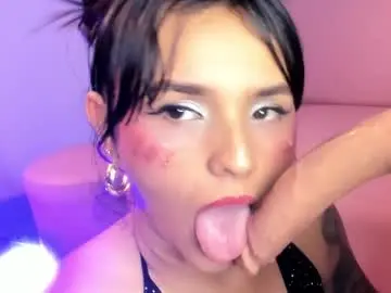 Chaturbate Nude Webcam of lilyy_joness