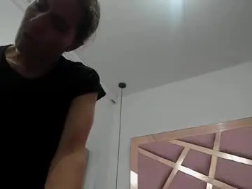 Chaturbate Adult Webcams of miacours