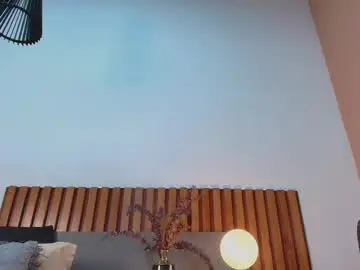Chaturbate Best live sex cam show of caroliinemiller