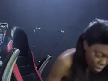 Chaturbate Live Sex Cam of ebonydivaxx