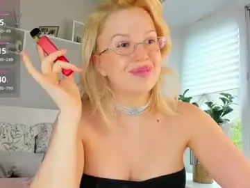 Chaturbate Free Porn Cam of crowned_goddess