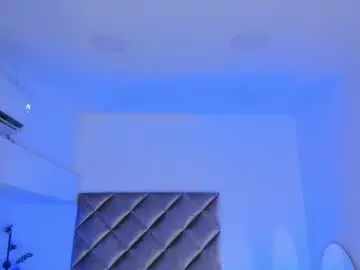 Chaturbate Adult Video Chat of malaia_hills