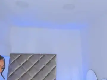 Chaturbate Best live sex cam show of malaia_hills