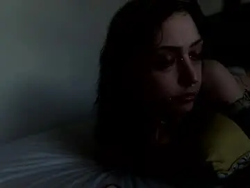 Chaturbate Nude Webcam of graveyrd_grl