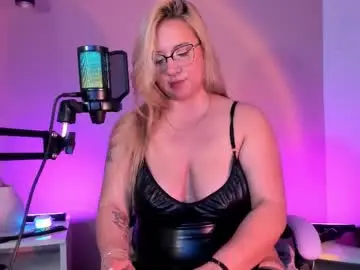 Chaturbate Nude Webcam of hollie_joliie