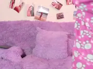 Chaturbate Live Sex of valerysnow_