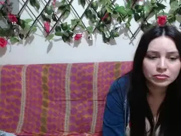 Chaturbate Live Sex Cam of jack_emily11