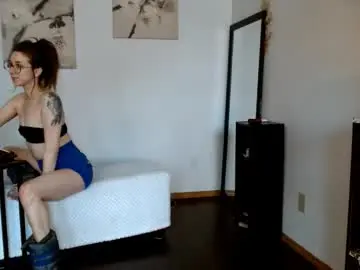 Chaturbate Live Porn of bombshellbaeby