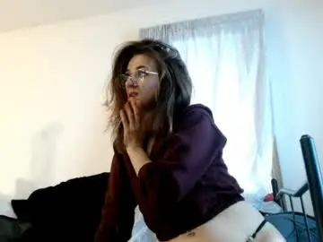 Chaturbate Watch Live Sex Cams of bombshellbaeby