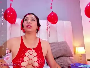 Chaturbate Free Porn Cam of lia_violeta