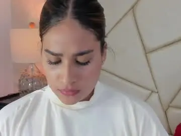 Chaturbate Live Sex Cam of paulinabravo