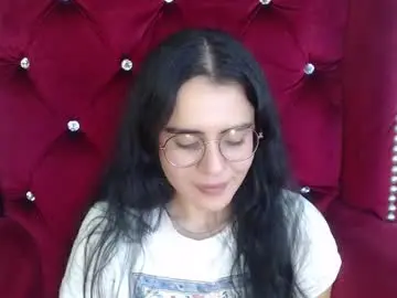 Chaturbate Live Sex of honeybuu_