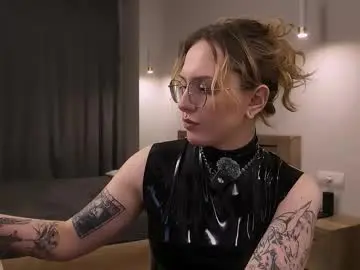 Chaturbate Best live sex cam show of vinylstore