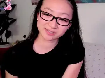 Chaturbate Live Sex Cam of mysweetsofie1