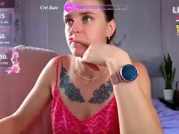 Chaturbate Live Sex Cam of superhotgirlhere