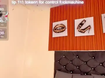 Chaturbate Live Sex Cam of cristale69