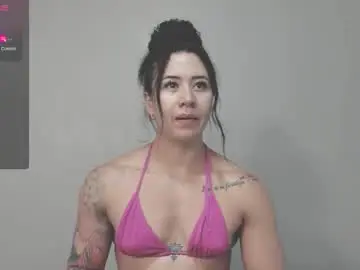 Chaturbate Live Sex Cam of angel_martins