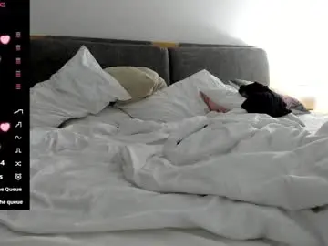 Chaturbate Live Porn of lunapearl__