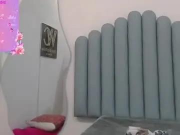 Chaturbate Adult Video Chat of dharanisnisha