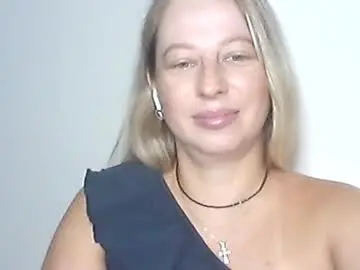 Chaturbate Watch Live Sex Cams of charmingmila