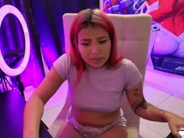 Chaturbate Best live sex cam show of nina_star124